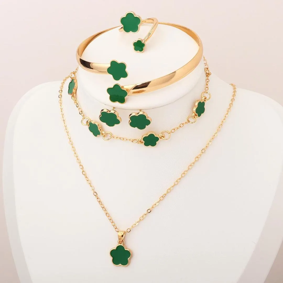 Flower Design Resin Plating Resin Necklace And Bracelet Set