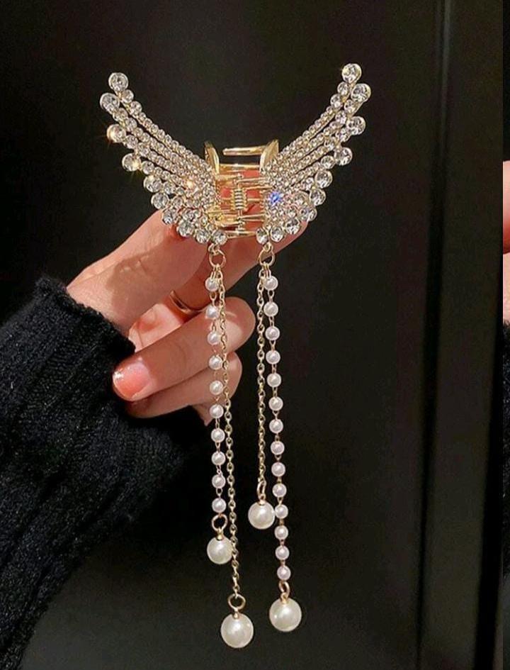 Butterfly Design Gold Plated Artificial Stones Hair Claw - Image 2