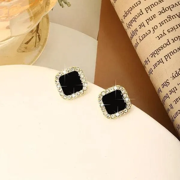 Stylish 2 Pcs Black Alloy Tops for Trendy Looks - Image 3